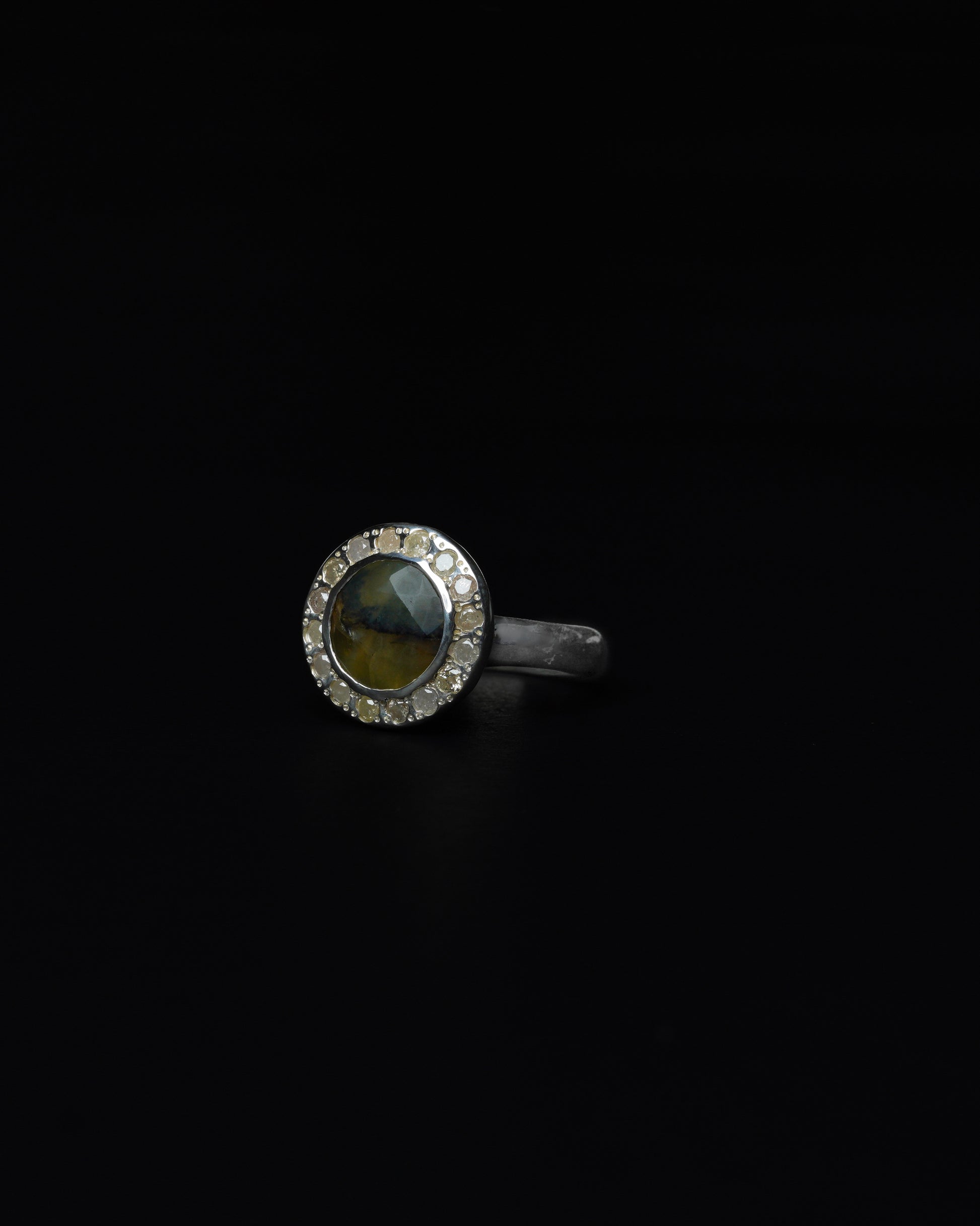 Middle Halo Ring Yellow Dendritic & Ice Diamond