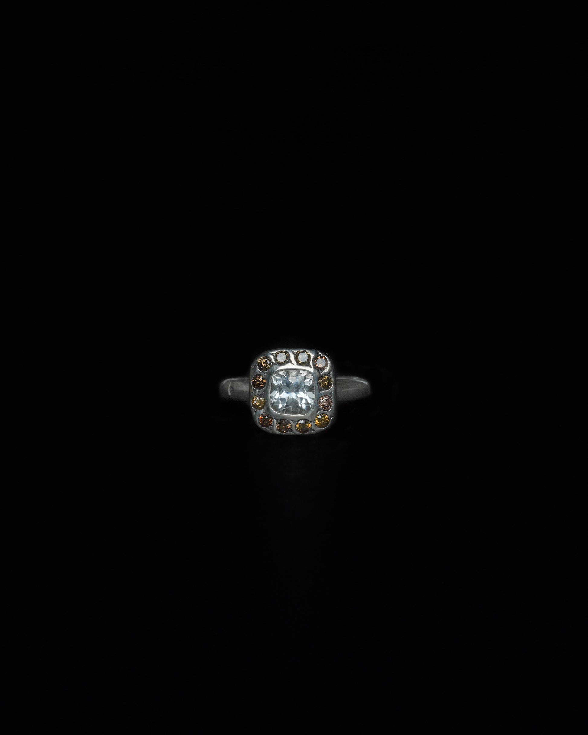 Square Halo Ring Cognac Diamond