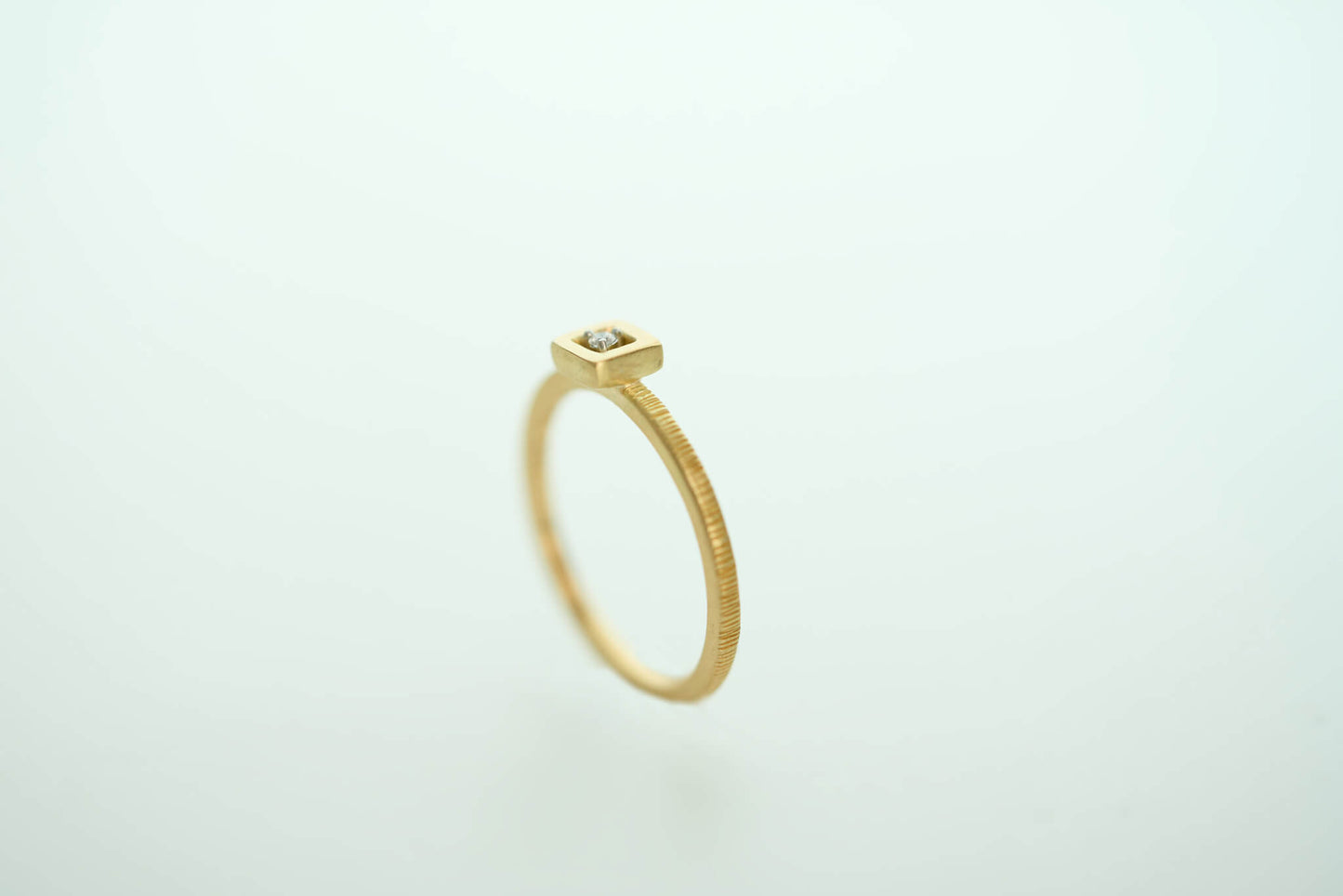 TREASURE mini Ring