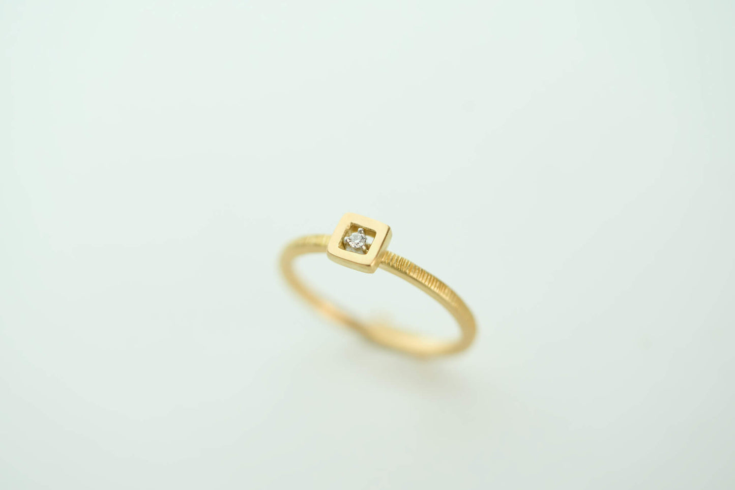 TREASURE mini Ring