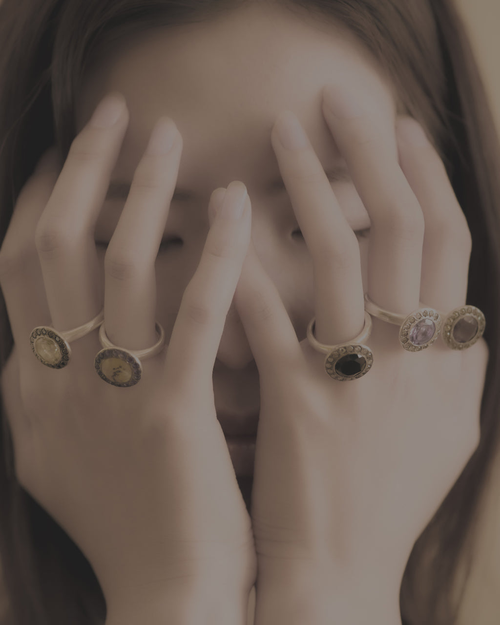 Middle Halo Ring White Purple Dendritic & Black Diamond