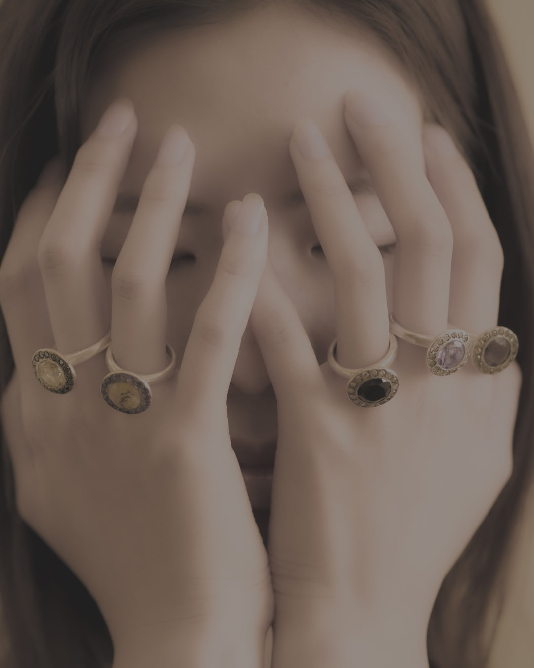 Middle Halo Ring White Purple Dendritic & Black Diamond