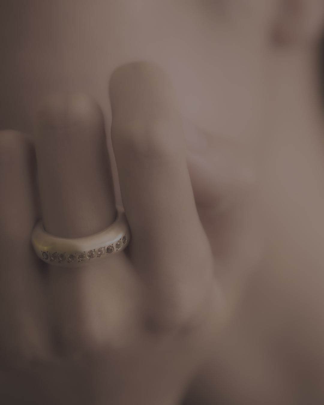 Line Ring Mint Green Sapphire