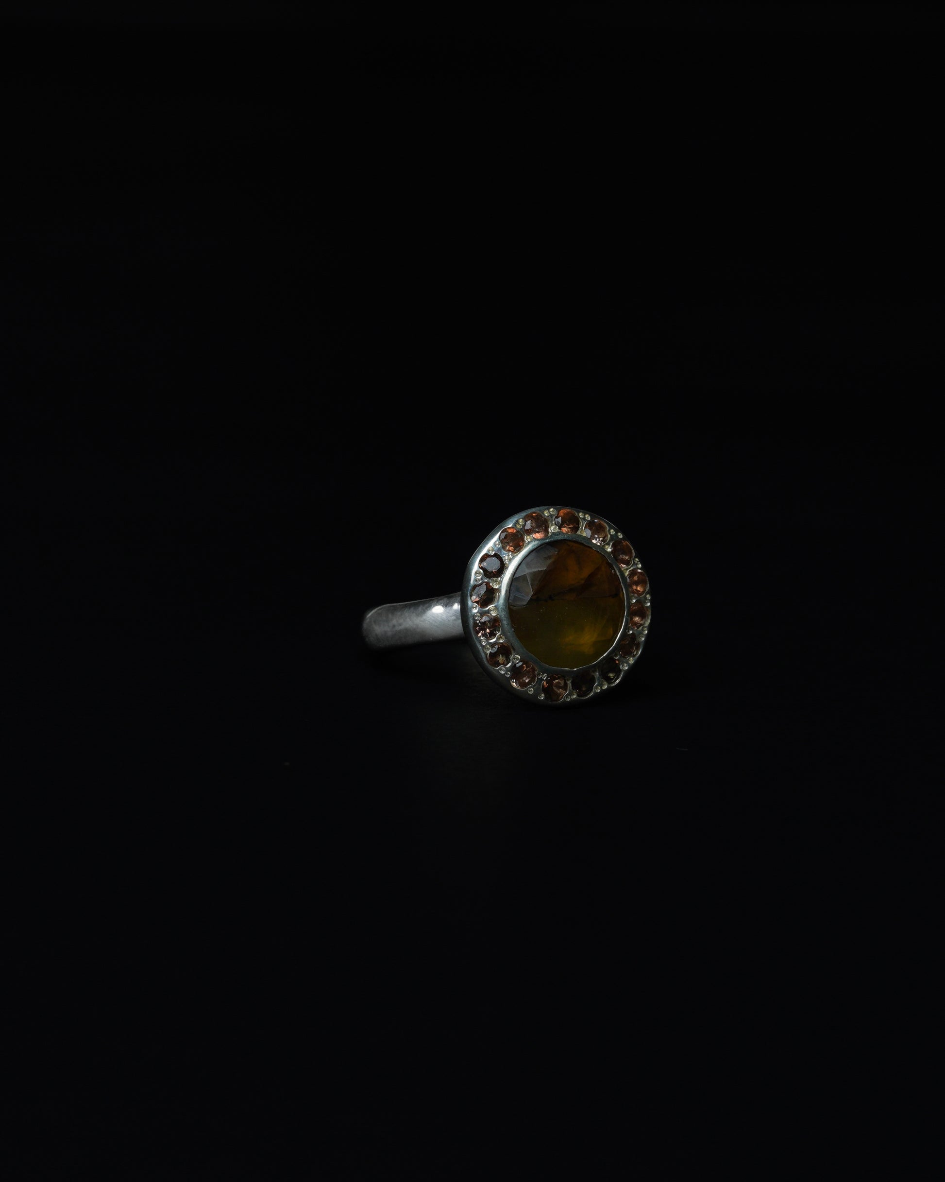 Middle Halo Ring Yellow Dendritic & Andalusite