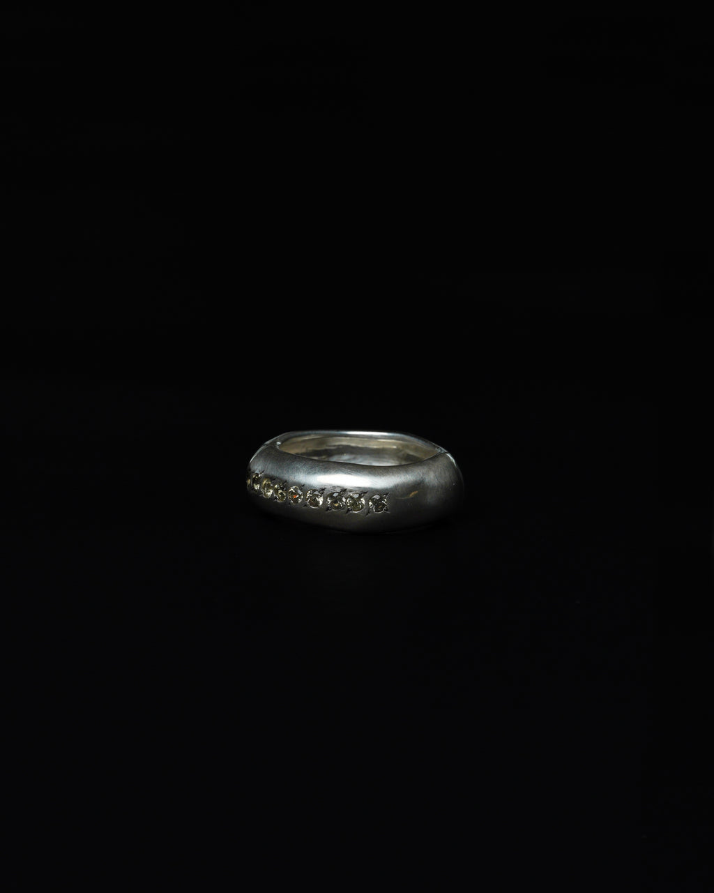 Line Ring Mint Green Sapphire