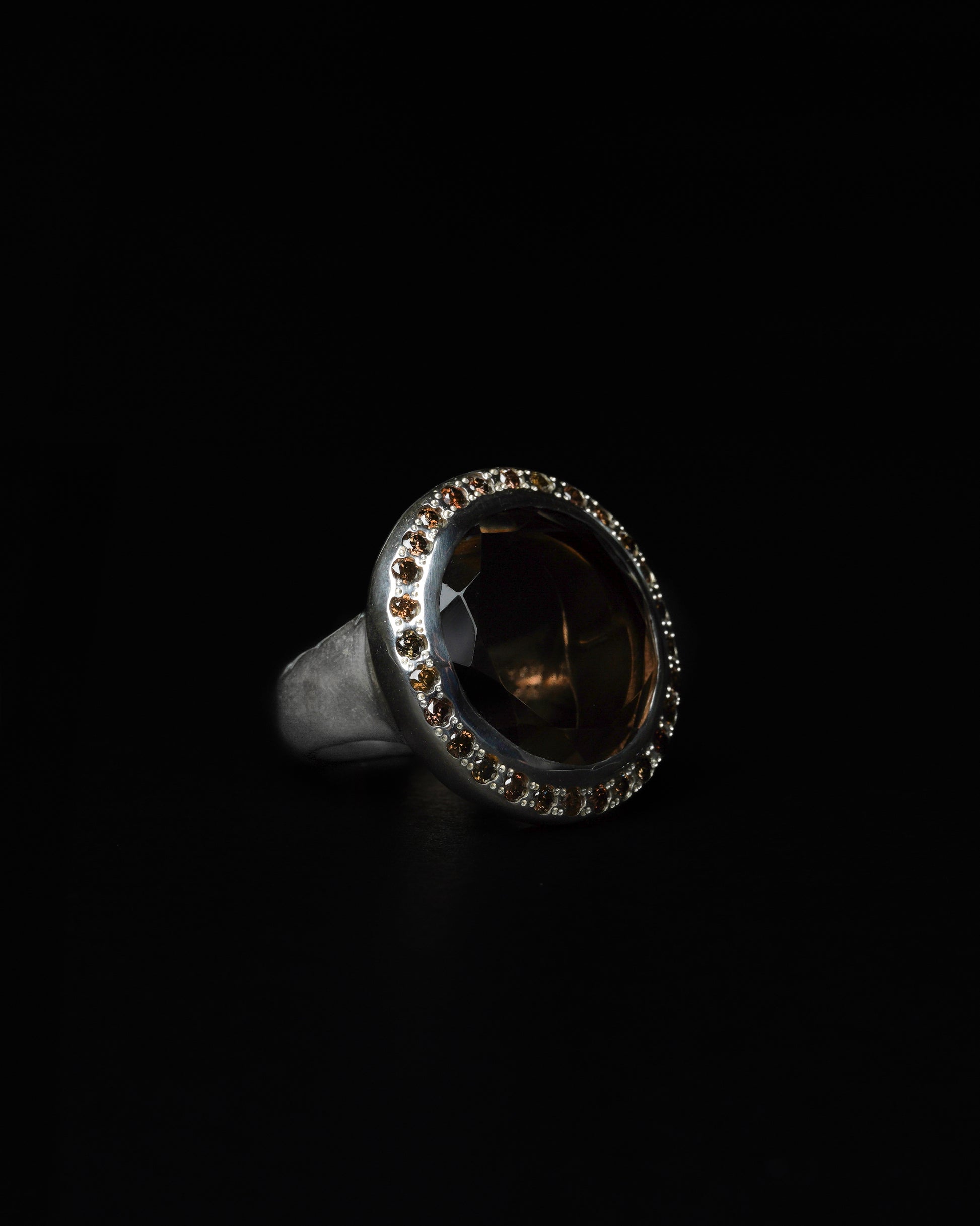 Big Halo Ring Smoky Quartz & Cognac Diamond