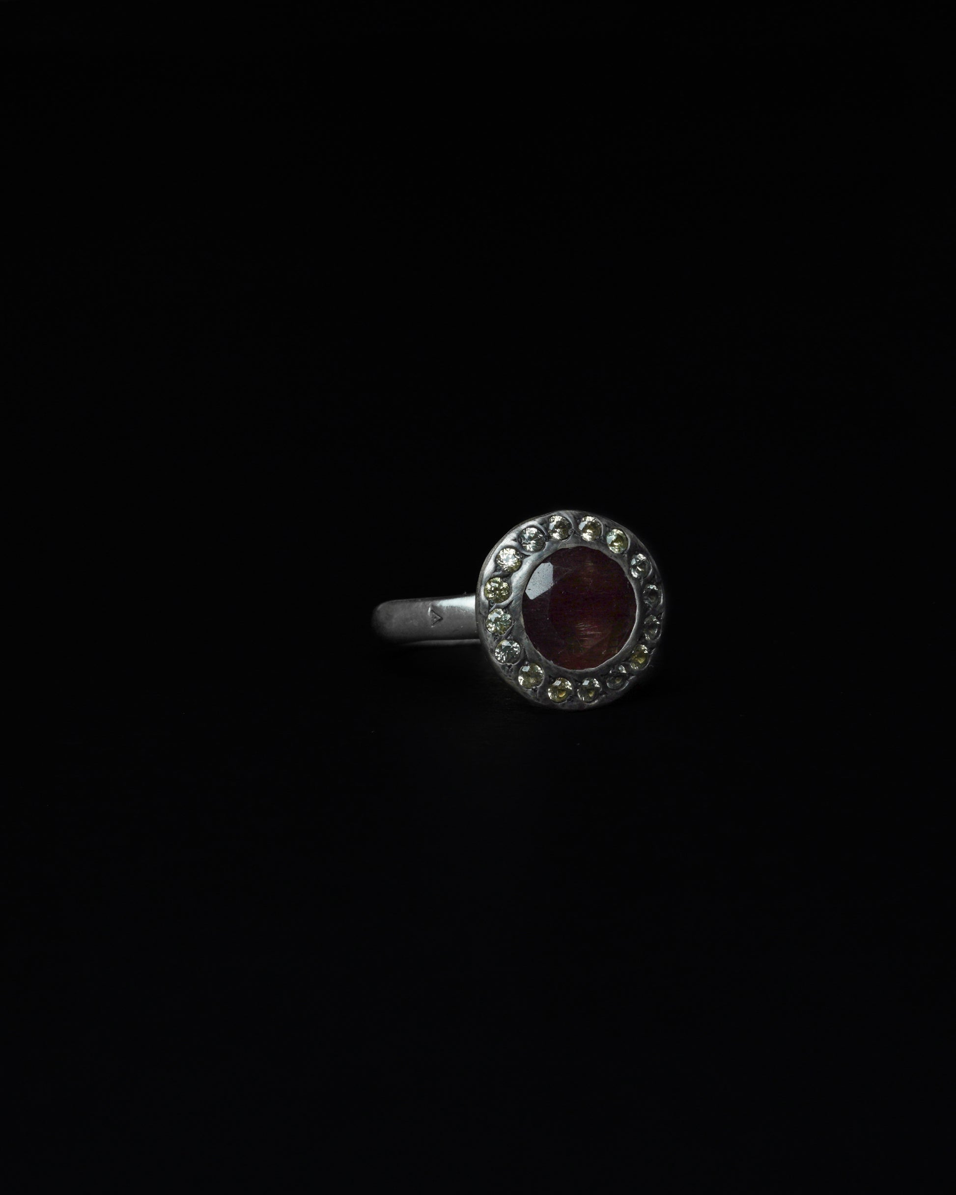 Middle Halo Ring Copper Rutile & Mint Sapphire