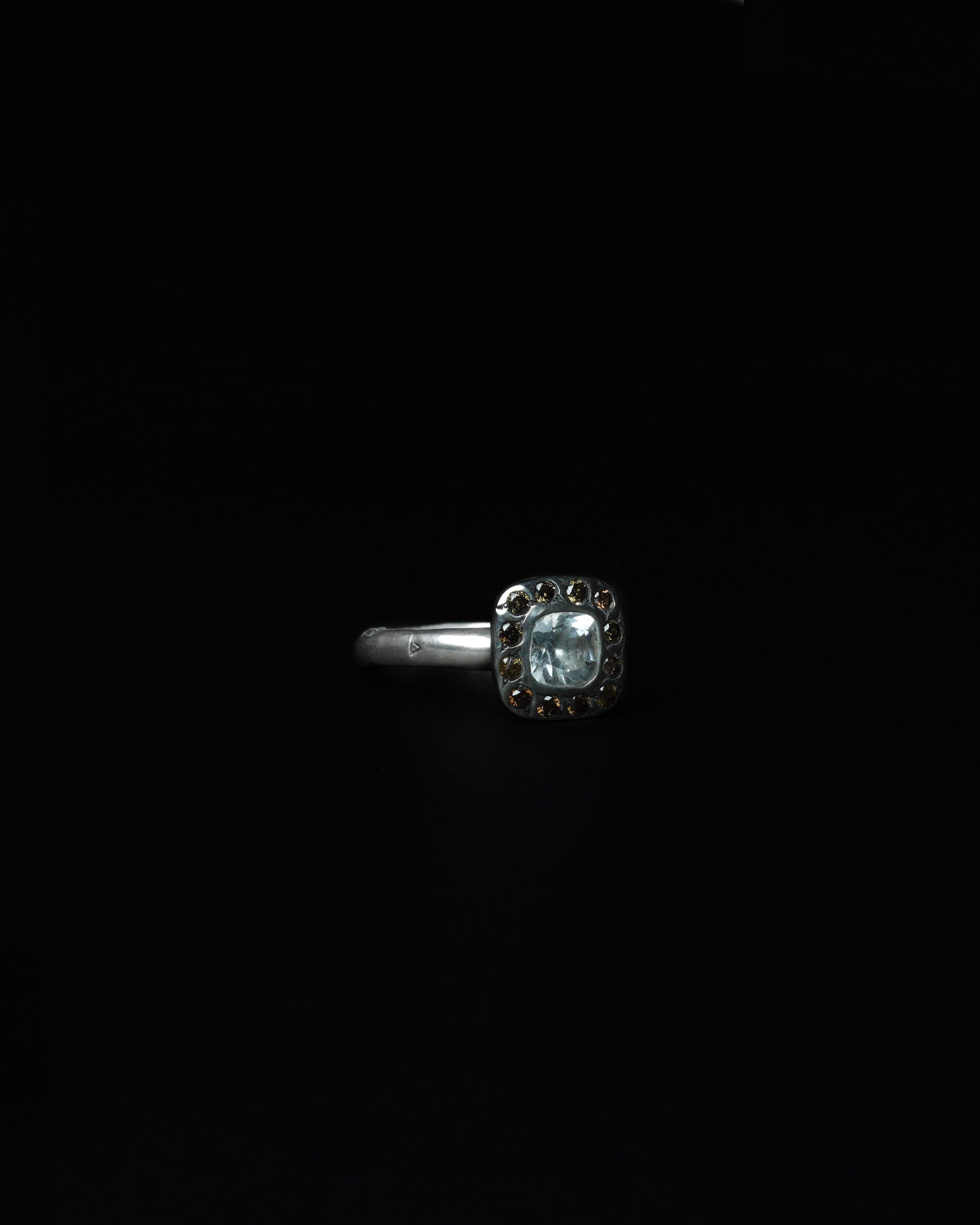Square Halo Ring Cognac Diamond