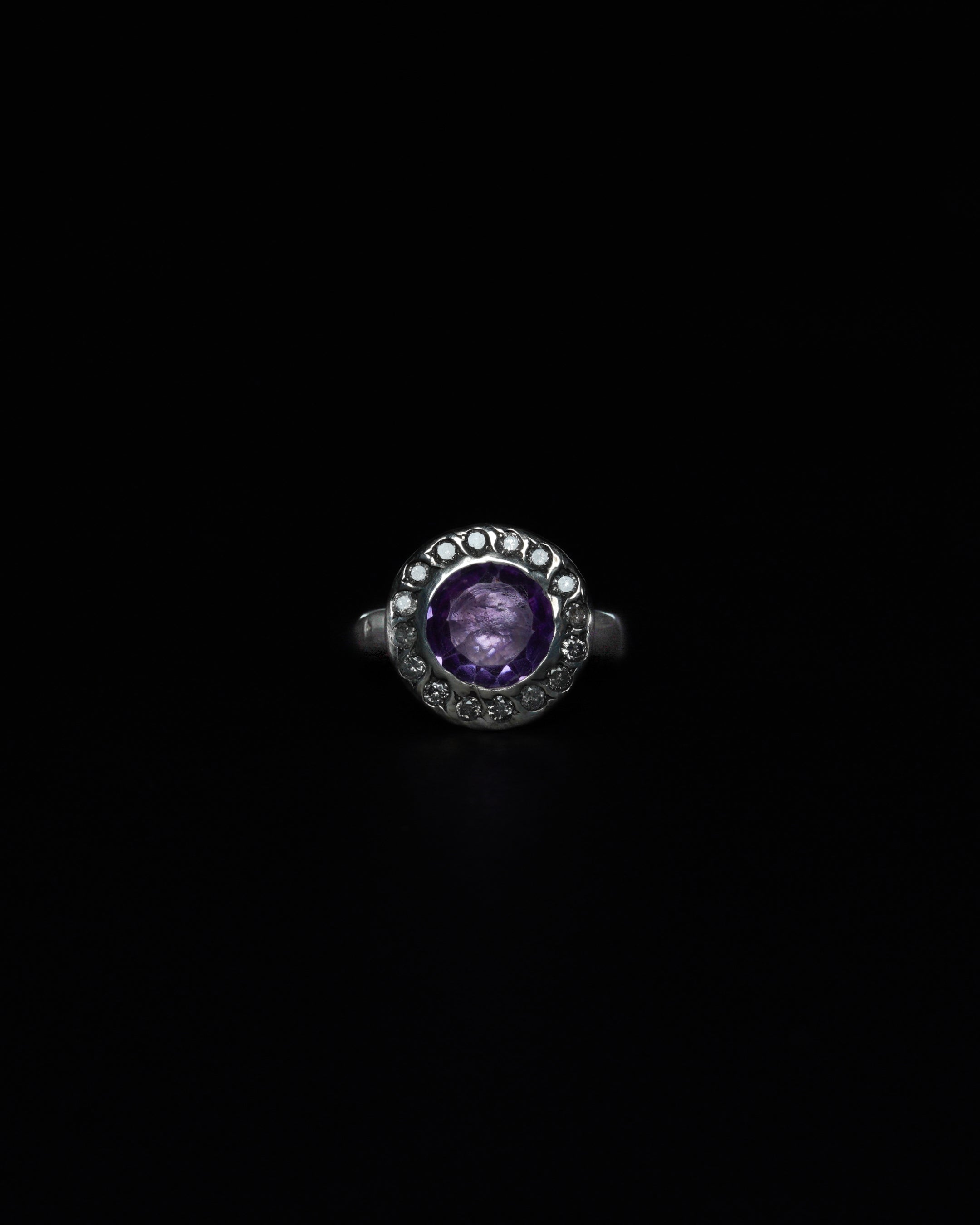 Middle Halo Ring Amethyst & Salt and pepper Diamond