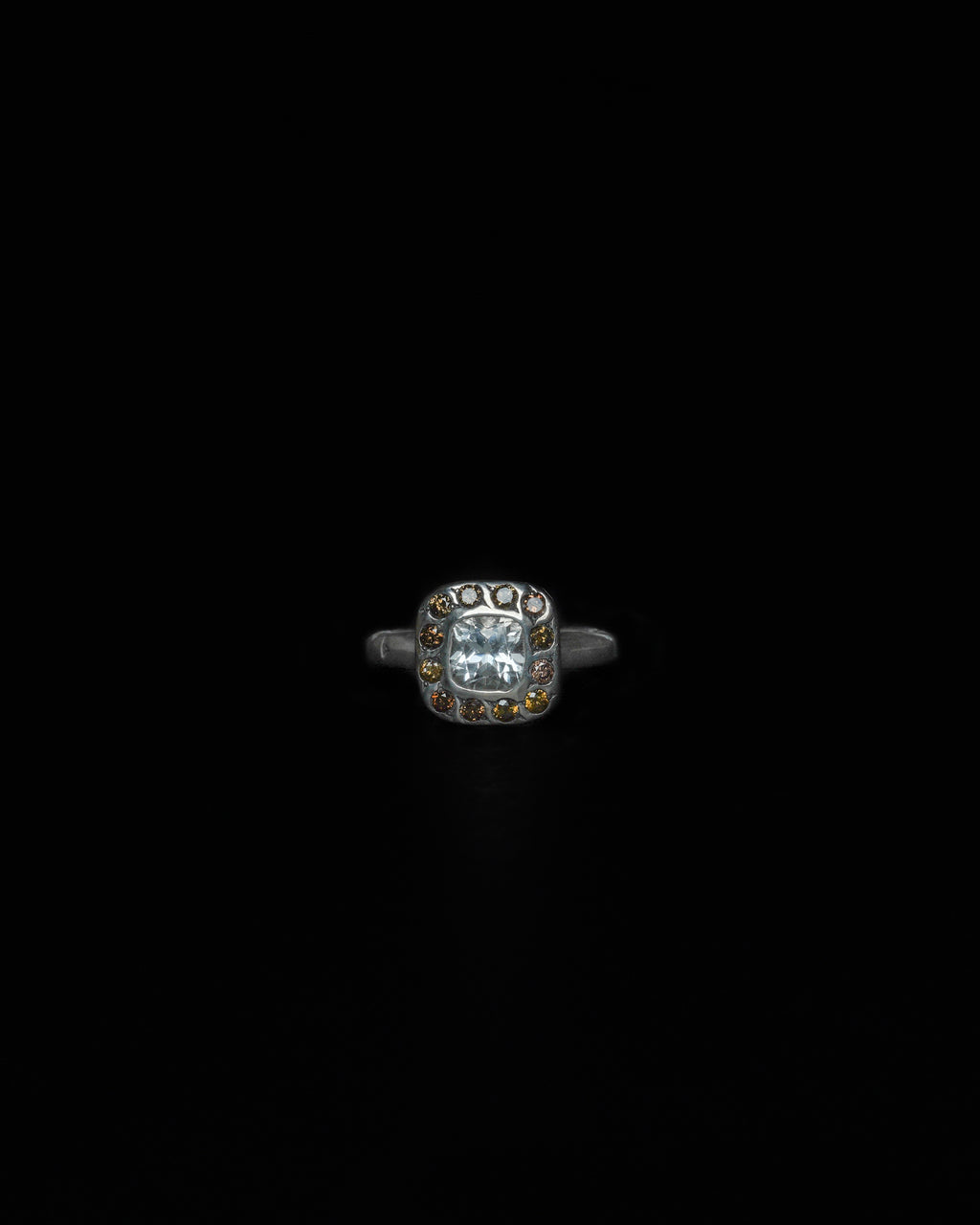 Square Halo Ring Cognac Diamond